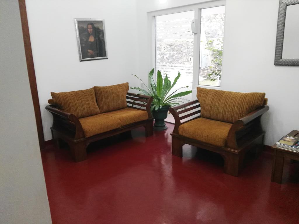 Anna Shanthi Villa Kandy Exteriér fotografie