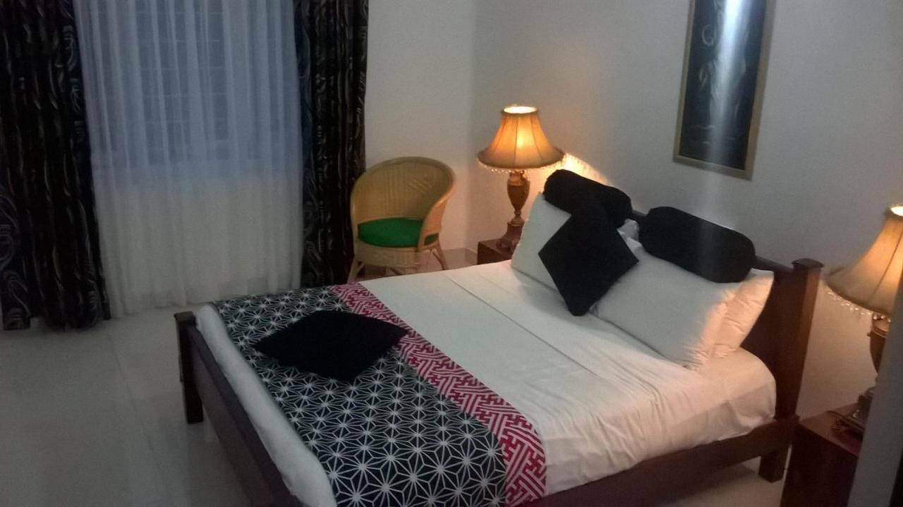 Anna Shanthi Villa Kandy Exteriér fotografie