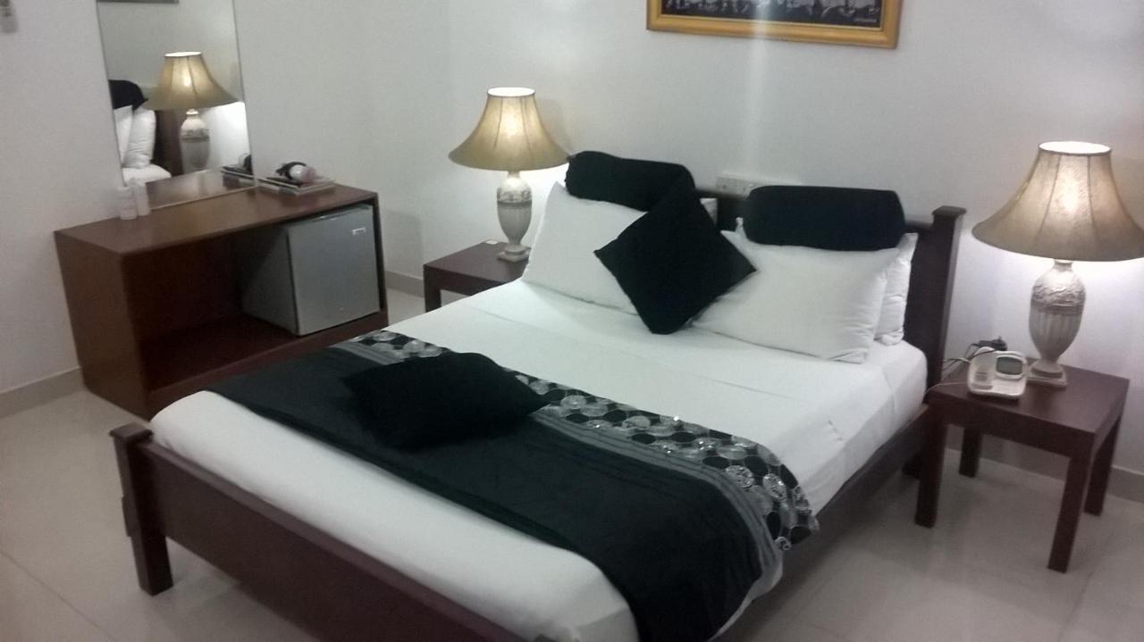 Anna Shanthi Villa Kandy Exteriér fotografie