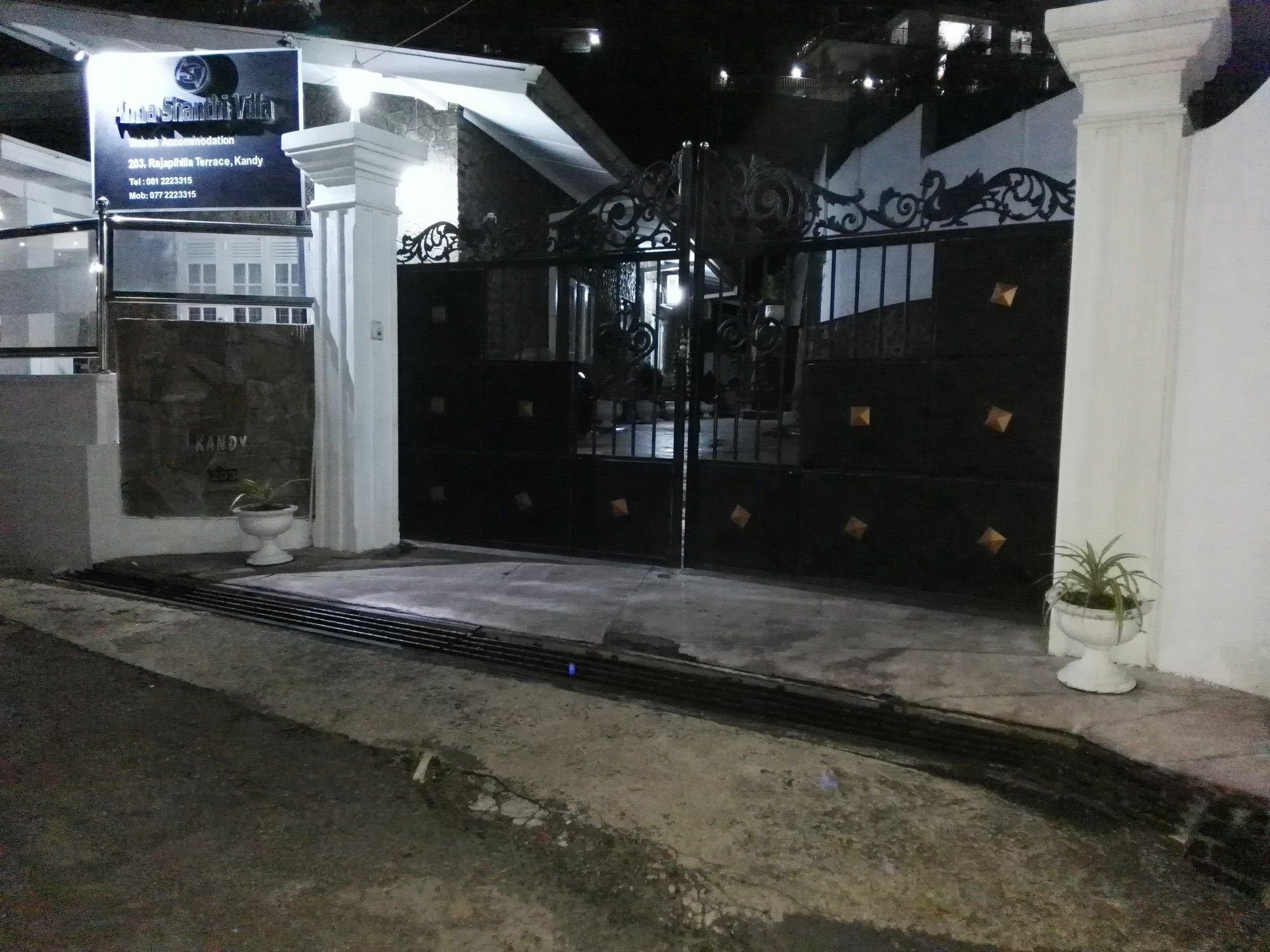 Anna Shanthi Villa Kandy Exteriér fotografie