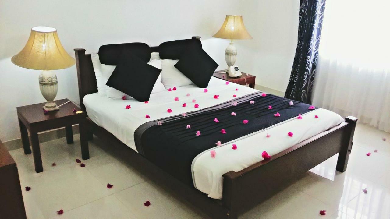 Anna Shanthi Villa Kandy Exteriér fotografie